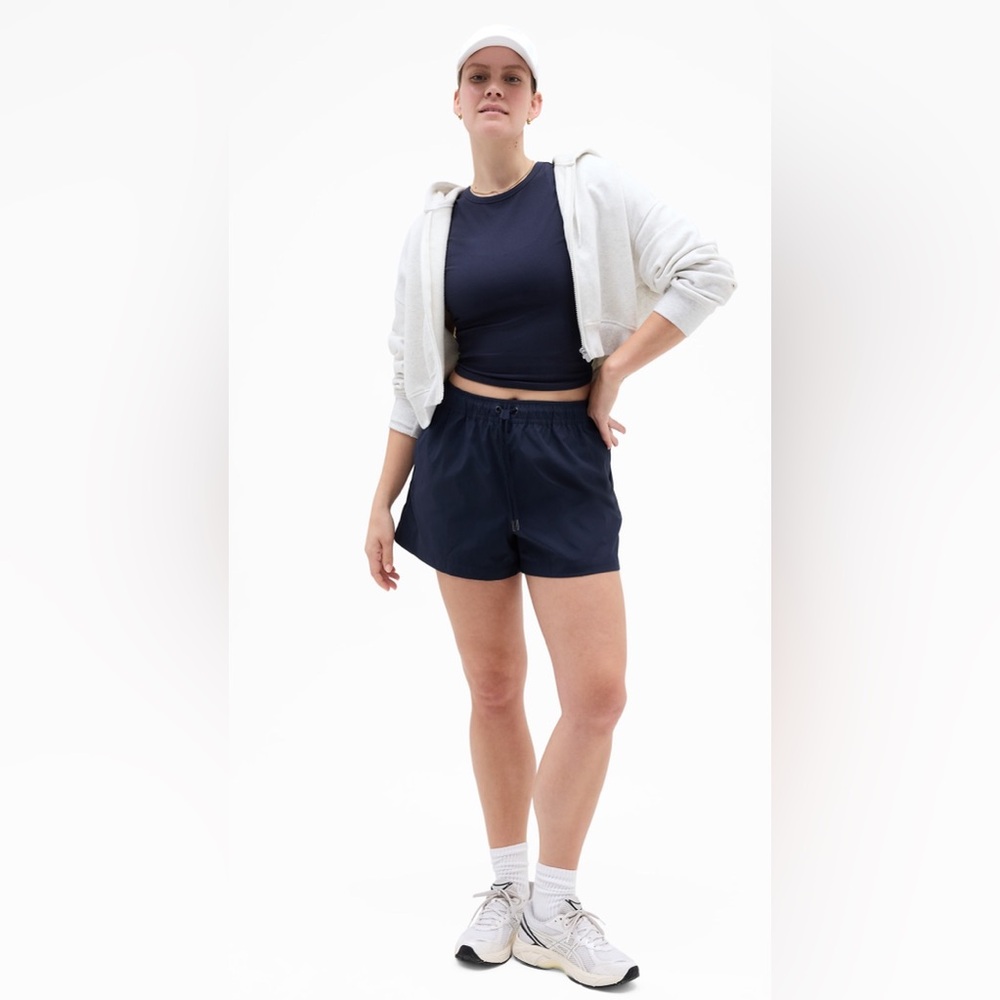 Athleta Midday Midrise Poplin Short